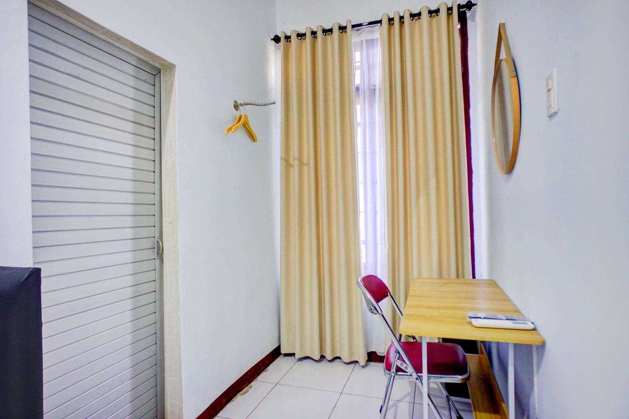 Hotel O Krakatau Near Universitas Muhammadiya Sumatra Utara Umsu Medan Eksteriør billede